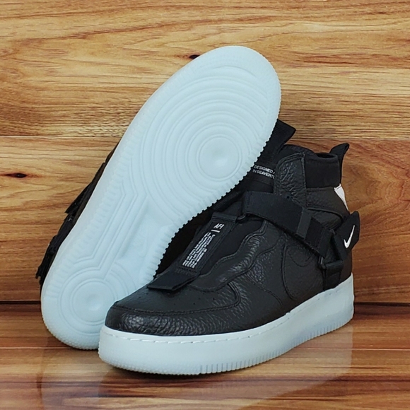 air force 1 mid utility black half blue